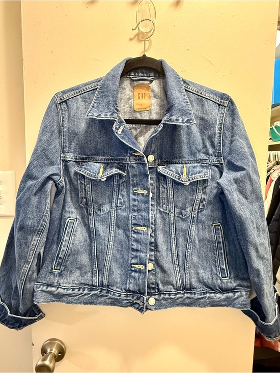 GAP Jackets & Blazers - GAP Light Blue Denim Trucker Jacket